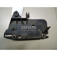 Кронштейн (сопут. товар) VAG A4 [B6] (2000 - 2004) 06C133365A