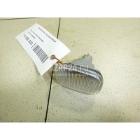 Повторитель на крыло белый Toyota Corolla E12 (2001 - 2007) 8173002023