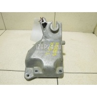 Кронштейн опоры двигателя Mercedes Benz W221 (2005 - 2013) 2722231004