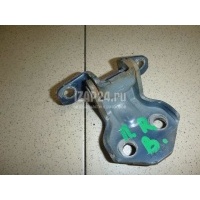 Петля двери передней Mazda BT-50 (2006 - 2012) UR5659210