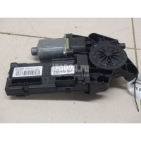 Моторчик стеклоподъемника Renault Megane III (2009 - 2016) 807310699R