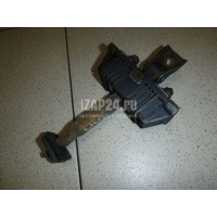 Ограничитель двери Toyota Avensis II (2003 - 2008) 6861005040