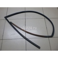 Уплотнитель стекла двери Honda Civic 5D (2006 - 2012) 72235SMGE01