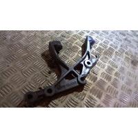 Кронштейн (лапа крепления) Scania 4-Serie 1995-2005 2004 1333733