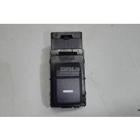 Кнопка стеклоподъемника Land Rover Discovery III (2004 - 2009) YUD501070PVJ