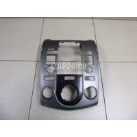 Накладка декоративная Hyundai-Kia Cerato (2009 - 2013) 847401M300DAJ