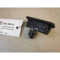 Кнопка открывания багажника Renault Twingo (2007 - 2014) 8200076256