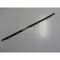 Накладка стекла заднего правого Hyundai-Kia Trajet (2000 - 2009) 832203A000