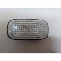 Повторитель на крыло белый Nissan Almera Classic (B10) (2006 - 2013) 2616095F0A