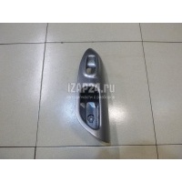 Накладка блока управления стеклоподъемниками Nissan Juke (F15) (2011 - ) 829611KA0A