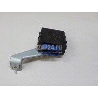Реле света фар Toyota Yaris (2005 - 2011) 8281052050