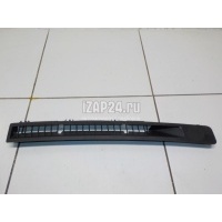 Дефлектор воздушный Nissan Patrol (Y62) 2010 687421LA1B
