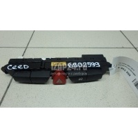 Блок кнопок Hyundai-Kia Ceed (2007 - 2012) 937001H900