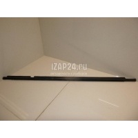 Накладка стекла заднего правого Toyota Corolla E12 (2001 - 2007) 7573012261