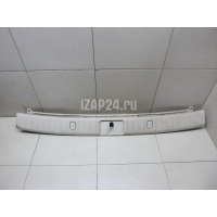 Обшивка багажника Toyota RX 300/330/350/400h (2003 - 2009) 5838748030A0