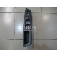 Накладка блока управления стеклоподъемниками Hyundai-Kia Sorento (XM) (2009 - ) 935722P010VA