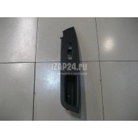 Накладка блока управления стеклоподъемниками Hyundai-Kia Sorento (XM) (2009 - ) 935772P000VA