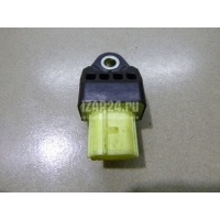 Датчик AIR BAG Toyota Corolla E18 2013 8983112030