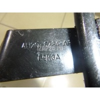 Направляющая щупа Land Rover Discovery III (2004 - 2009) 1329276