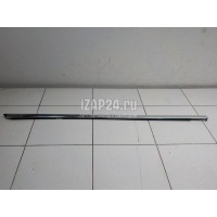 Накладка стекла переднего правого VAG Macan 2013 95B837476GV9