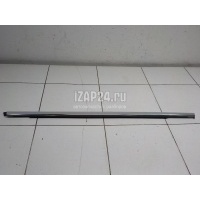 Накладка стекла заднего правого VAG Macan 2013 95B839476GV9