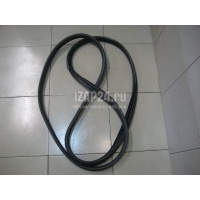Уплотнитель двери Mazda BT-50 (2006 - 2012) UR6372761A