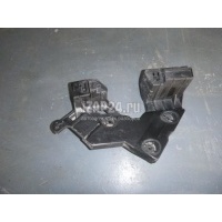 Кронштейн фар правый Nissan Tiida (C13) 2015 622283ZL0A