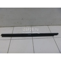 Накладка стекла заднего правого GM SRX (2003 - 2009) 25880875