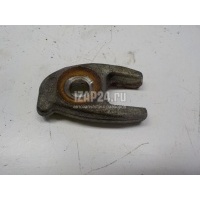 Кронштейн форсунки Clio IV 2012 - 8200433867