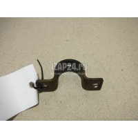 Кронштейн крепления переднего стабилизатора Mitsubishi Lancer Cedia (CS) (2000 - 2003) MR403646