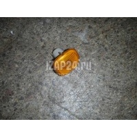 Повторитель на крыло желтый VAG A3 (8L1) (1996 - 2003) 4D0949127B