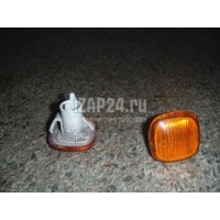 Повторитель на крыло желтый VAG A3 (8L1) (1996 - 2003) 4D0949127