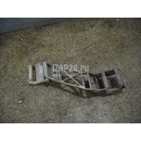 Направляющая заднего бампера правая GM Vectra A (1988 - 1995) 90228859