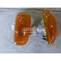Повторитель на крыло желтый Nissan Primera P11E (1996 - 2002) 261609F000