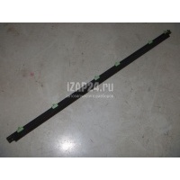 Накладка стекла переднего правого Hyundai-Kia Sportage (1993 - 2006) 0K01958810
