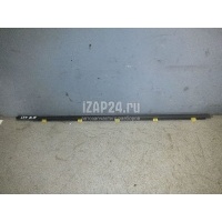 Накладка стекла переднего правого Hyundai-Kia i30 (2007 - 2012) 822202L000