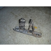 Крючок капота Land Rover Discovery II (1998 - 2004) FPB100160