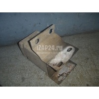 Кронштейн усилителя переднего бампера правый Land Rover Discovery II (1998 - 2004) DXE000040