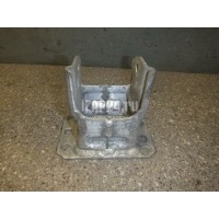 Кронштейн усилителя переднего бампера левый VAG A8 [4E] (2002 - 2010) 4E0807115