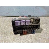 Блок предохранителей Renault Espace IV (2002 - 2014) 8200064071