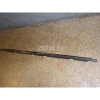 Накладка стекла переднего правого Hyundai-Kia Sportage (1993 - 2006) 0K01958810