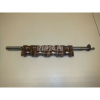 Ось коромысел впуск. VAG Touareg (2002 - 2010) 077109371D