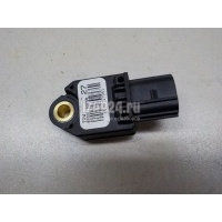 Датчик AIR BAG Toyota Auris (E15) (2006 - 2012) 8983102060