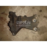 Кронштейн генератора Renault Clio II/Symbol (1998 - 2008) 8200185605