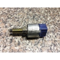 Датчик включения стопсигнала Toyota Civic (EJ, EK Sed+3HB) (1995 - 2001) 8434042010