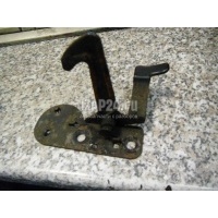 Крючок капота Ssang Yong Rexton I (2001 - 2006) 7110008001