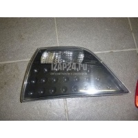 Фонарь задний внутренний правый Mitsubishi Outlander XL (CW) (2006 - 2012) 8331A006