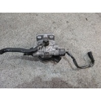 Кронштейн топливного фильтра Hyundai-Kia Sportage (2004 - 2010) 319112E900