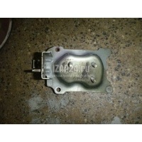 Кронштейн усилителя переднего бампера правый Nissan Maxima (A33) (2000 - 2005) 622103Y100