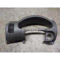 Накладка (кузов внутри) Nissan Navara (D40) (2005 - 2015) 68235EB31B